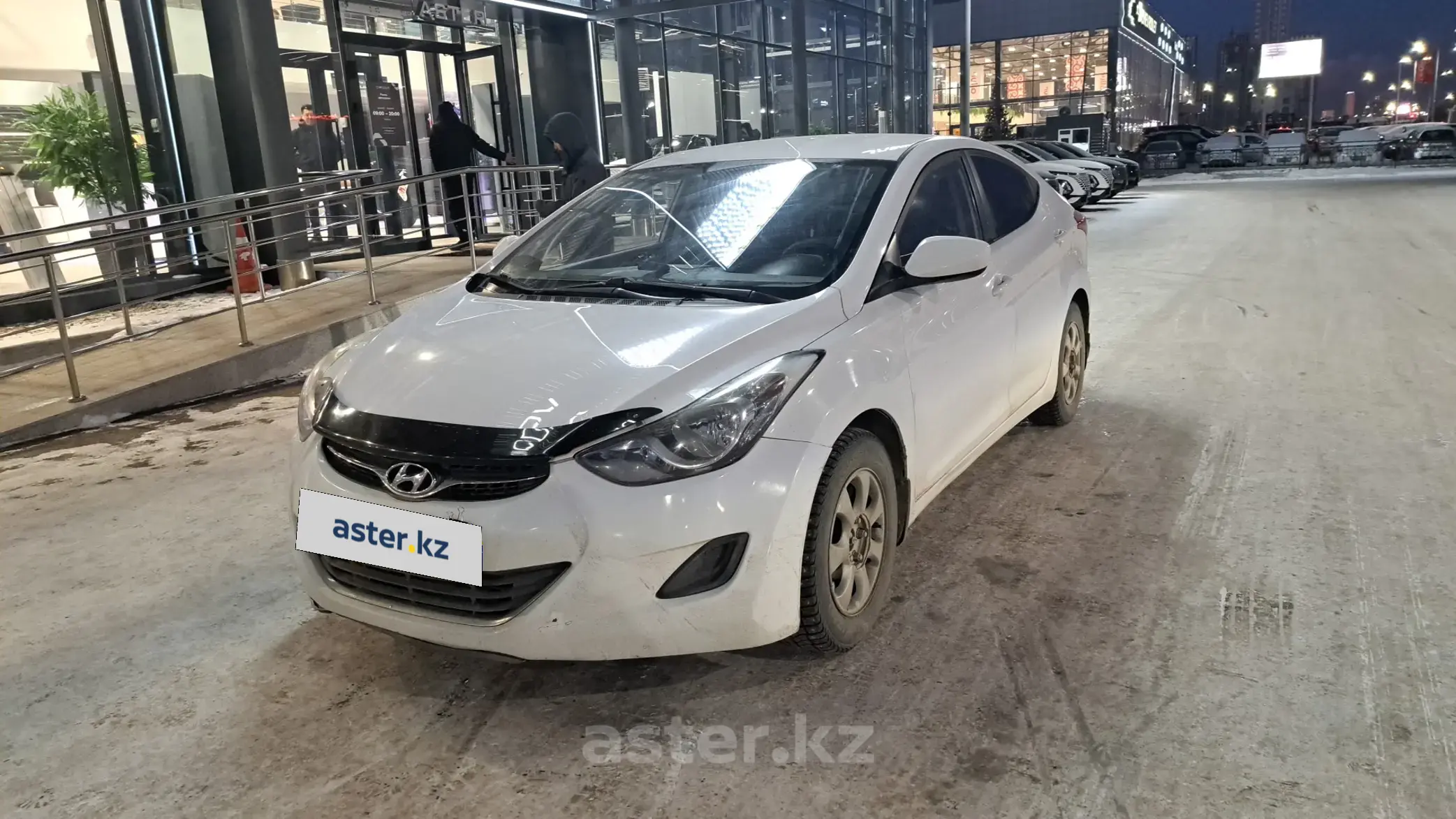 Hyundai Elantra 2012