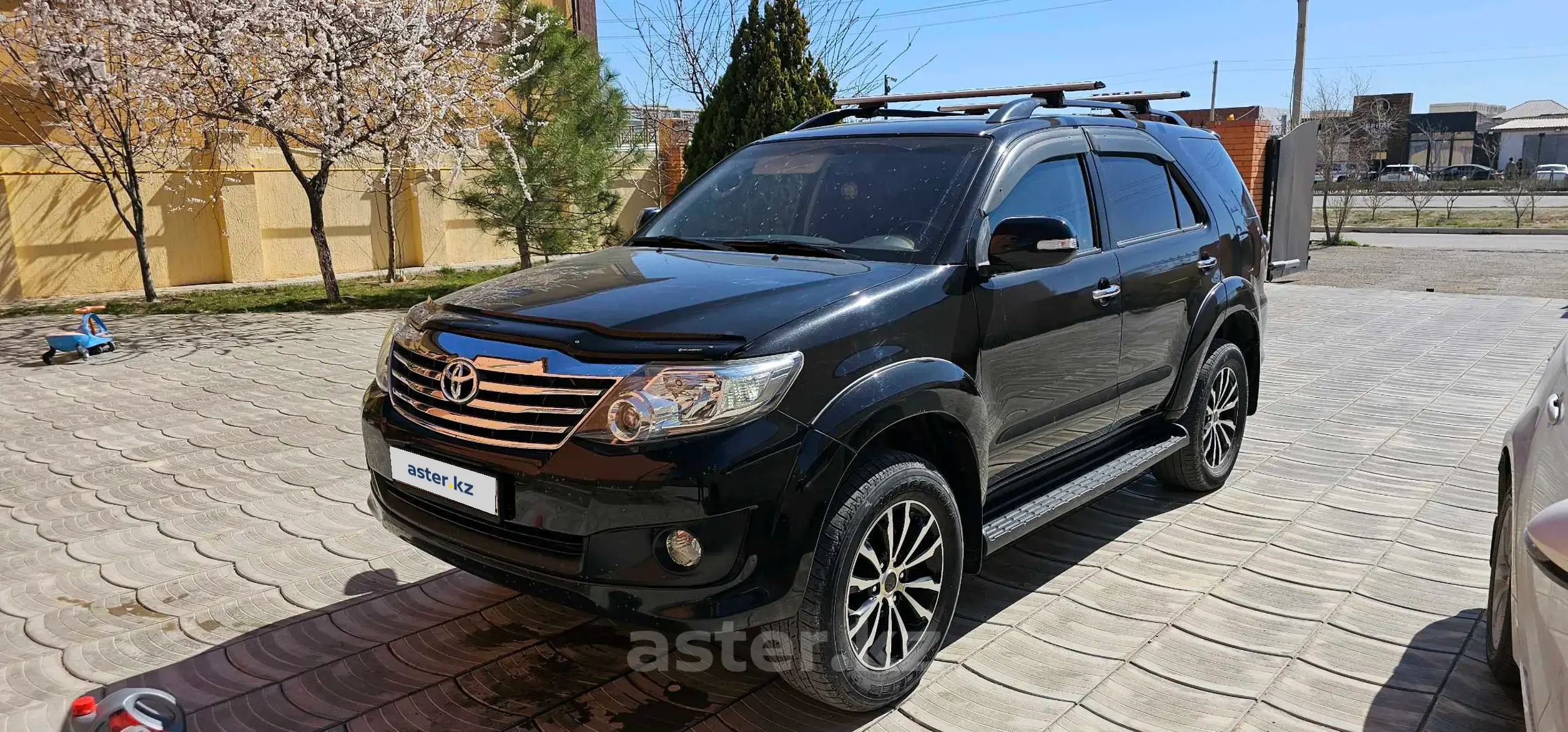 Toyota Fortuner 2015