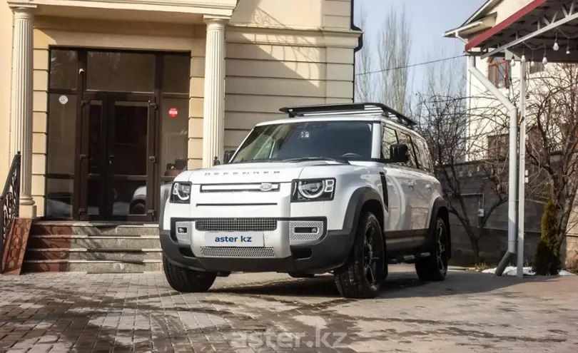 Land Rover Defender 2020 года за 40 000 000 тг. в Алматы