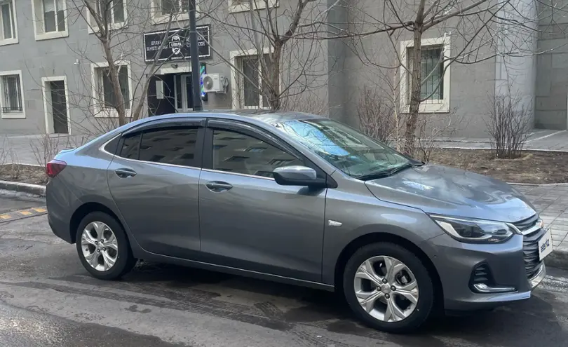 Chevrolet Onix 2023 года за 8 200 000 тг. в Астана