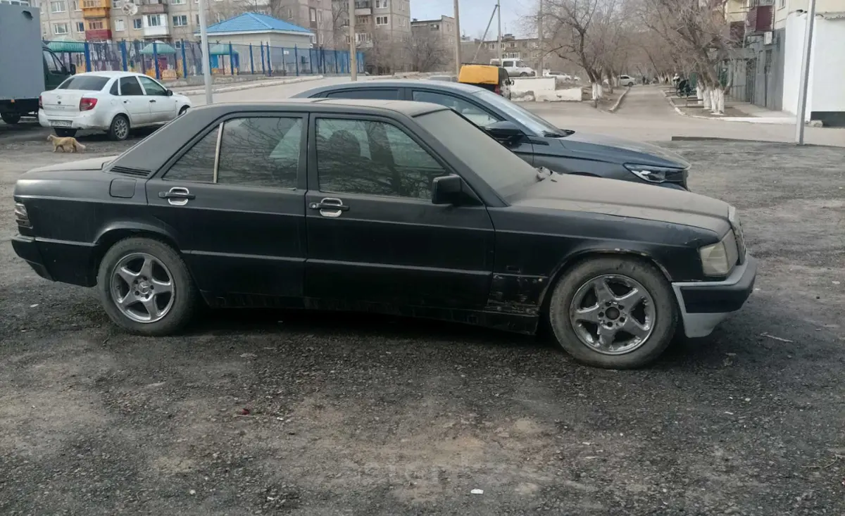 Купить Mercedes-Benz 190 (W201) 1993 года в Улытауской области, цена 800000  тенге. Продажа Mercedes-Benz 190 (W201) в Улытауской области - Aster.kz.  №c1038483