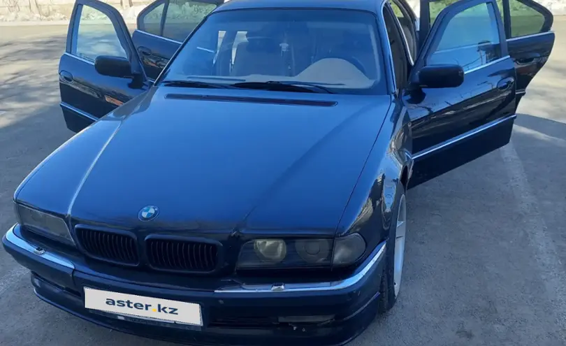 BMW 7 серии 1996 года за 3 200 000 тг. в Атырау