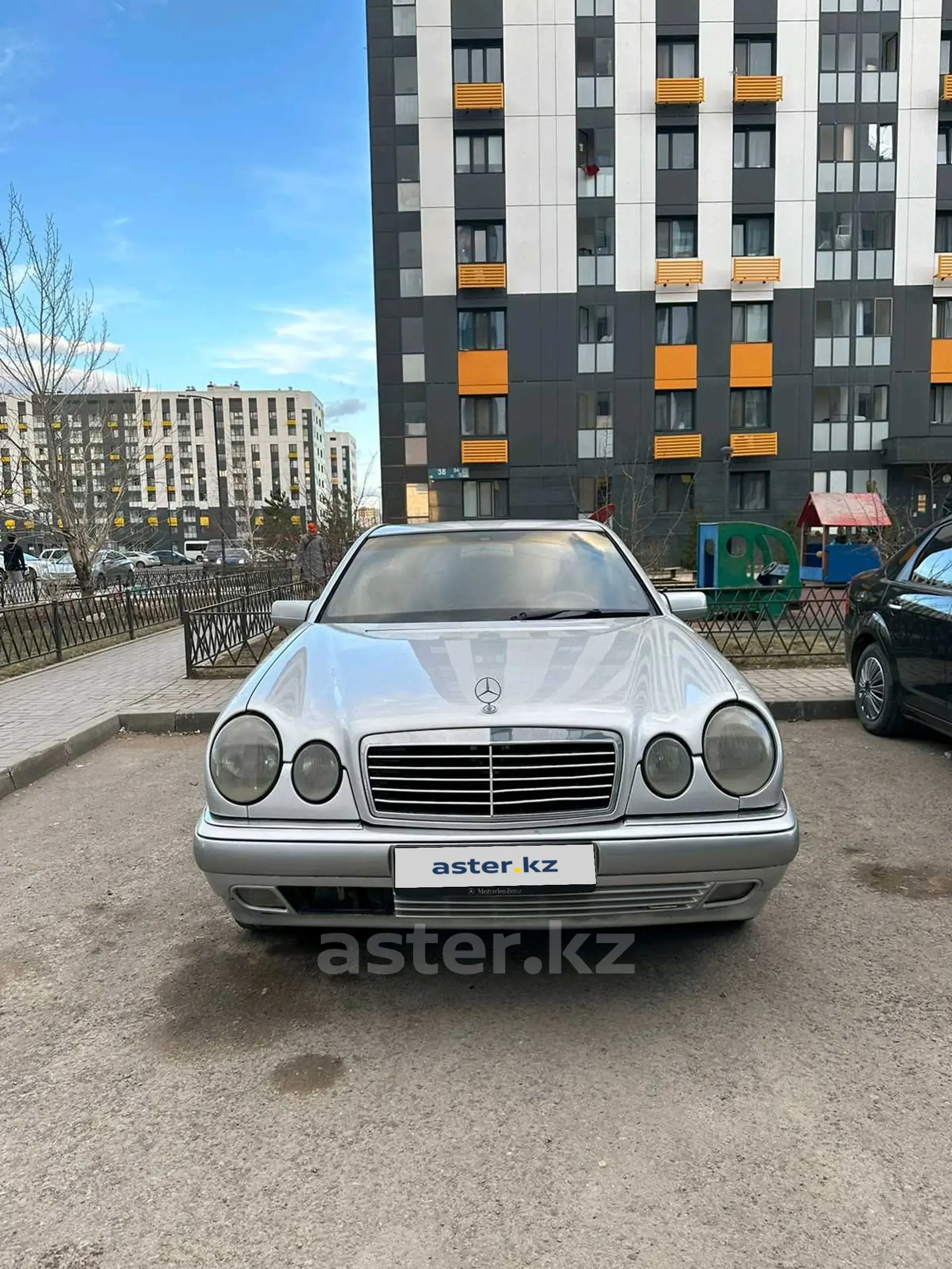 Mercedes-Benz E-Класс 1999