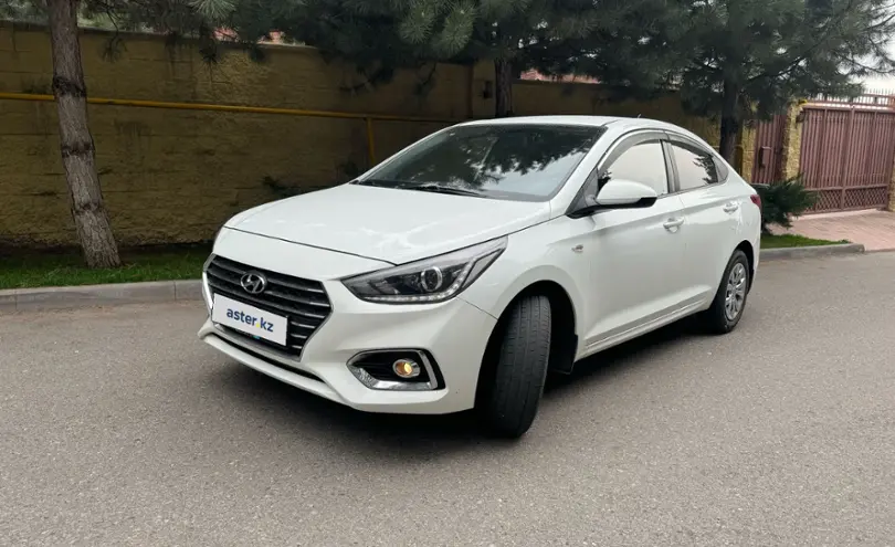 Hyundai Accent 2018 года за 7 000 000 тг. в Алматы