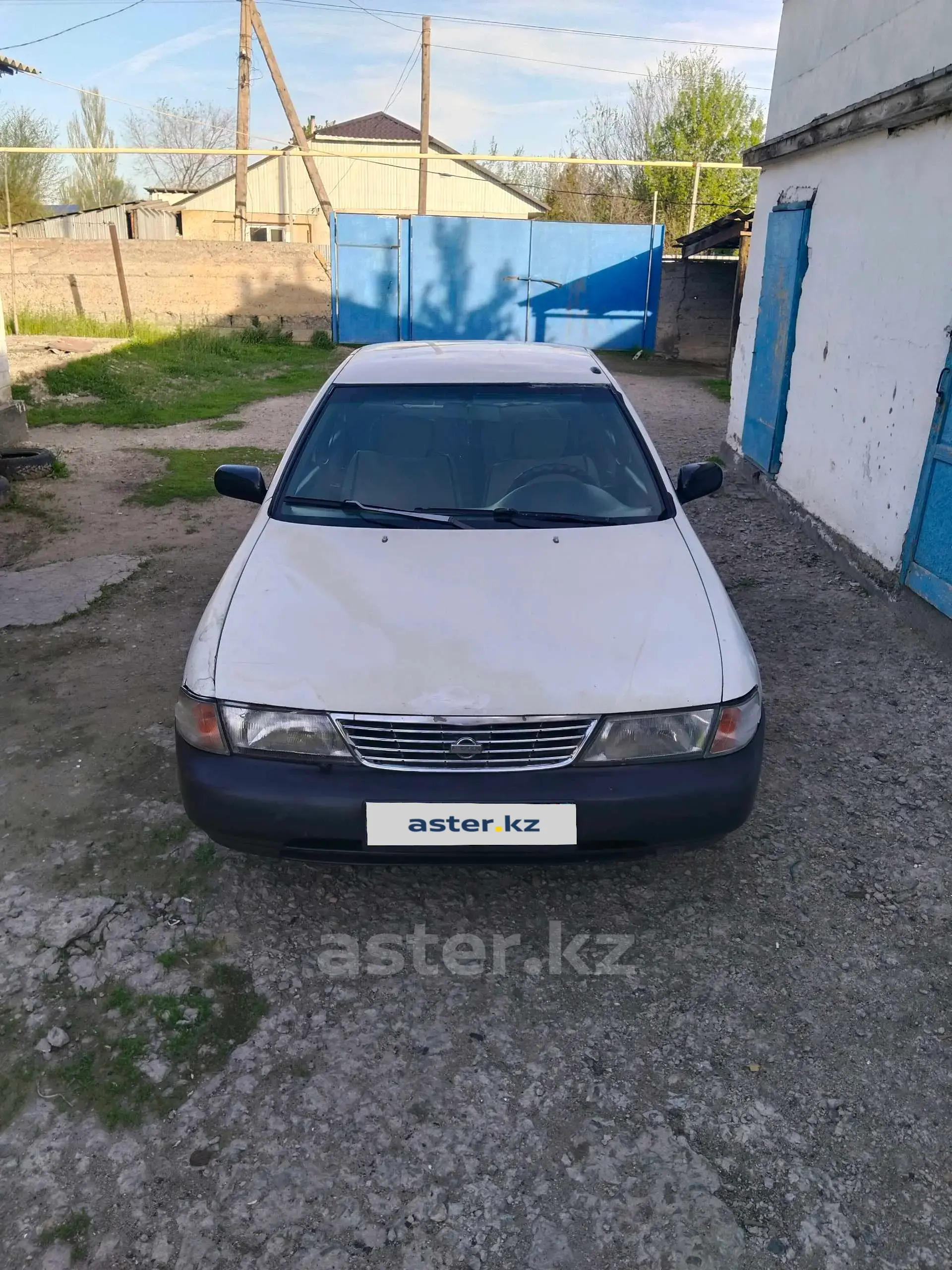 Nissan Sunny 1996