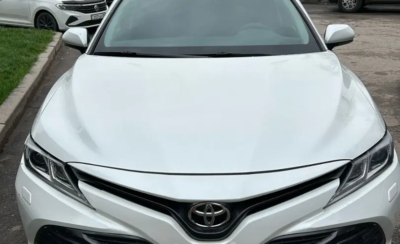 Toyota Camry 2018 года за 12 600 000 тг. в Алматы