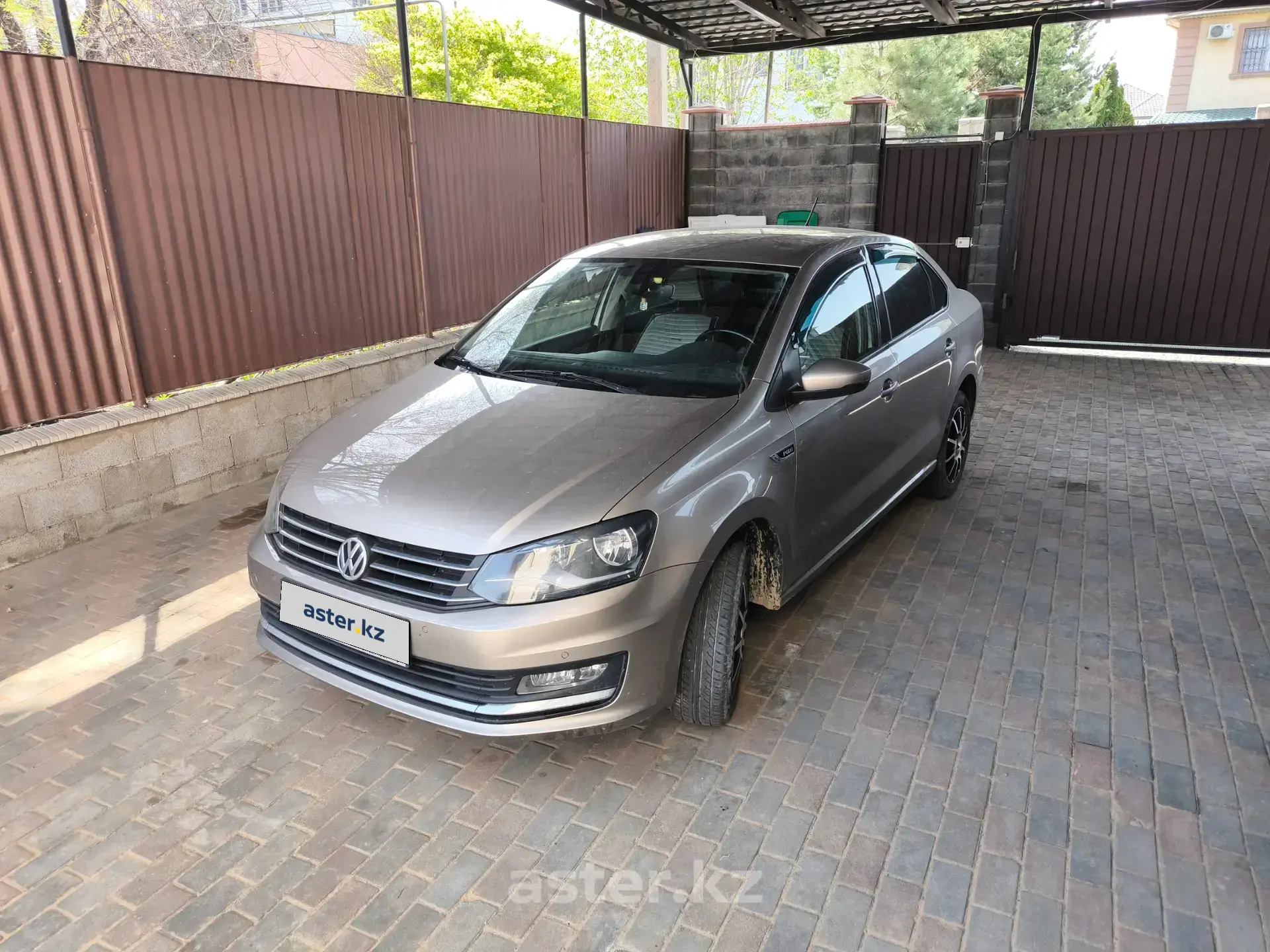 Volkswagen Polo 2015