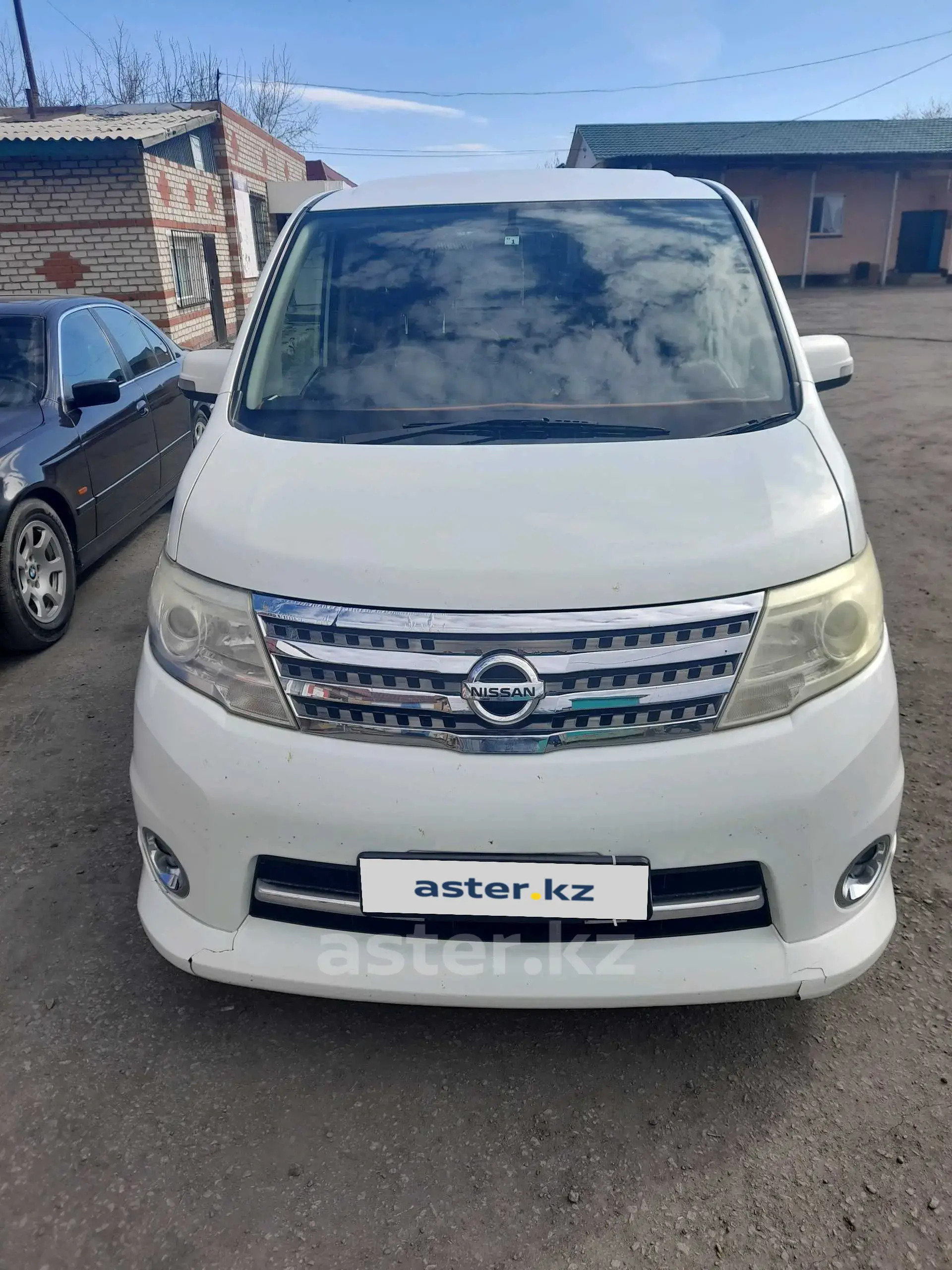 Nissan Serena 2009