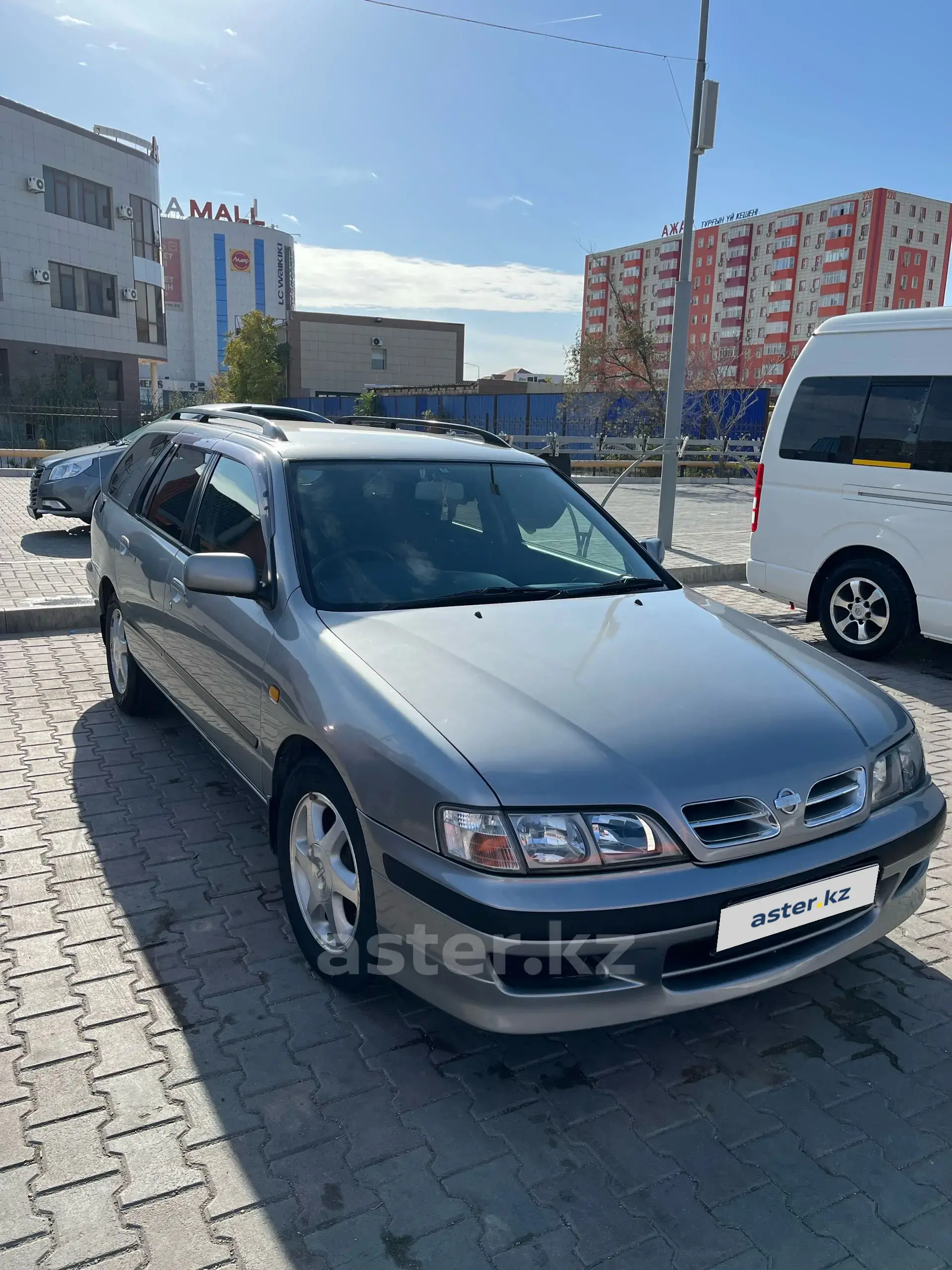 Nissan Primera 1999