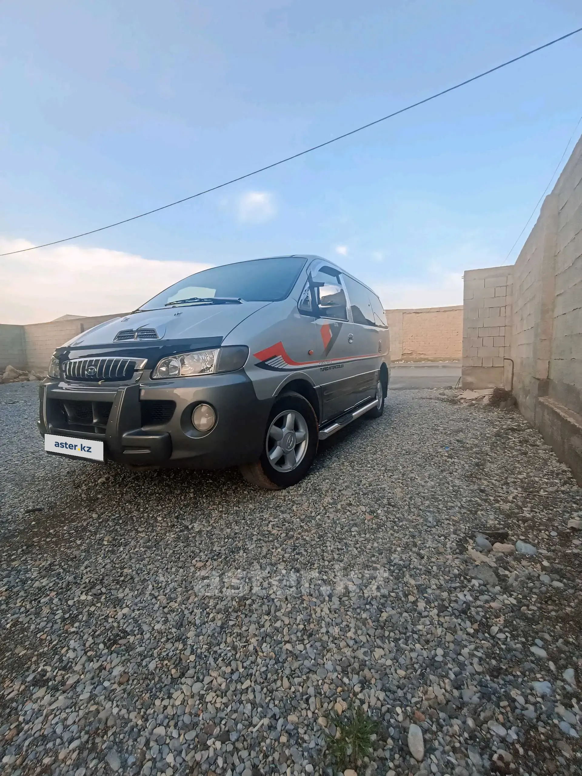 Hyundai Starex 2002