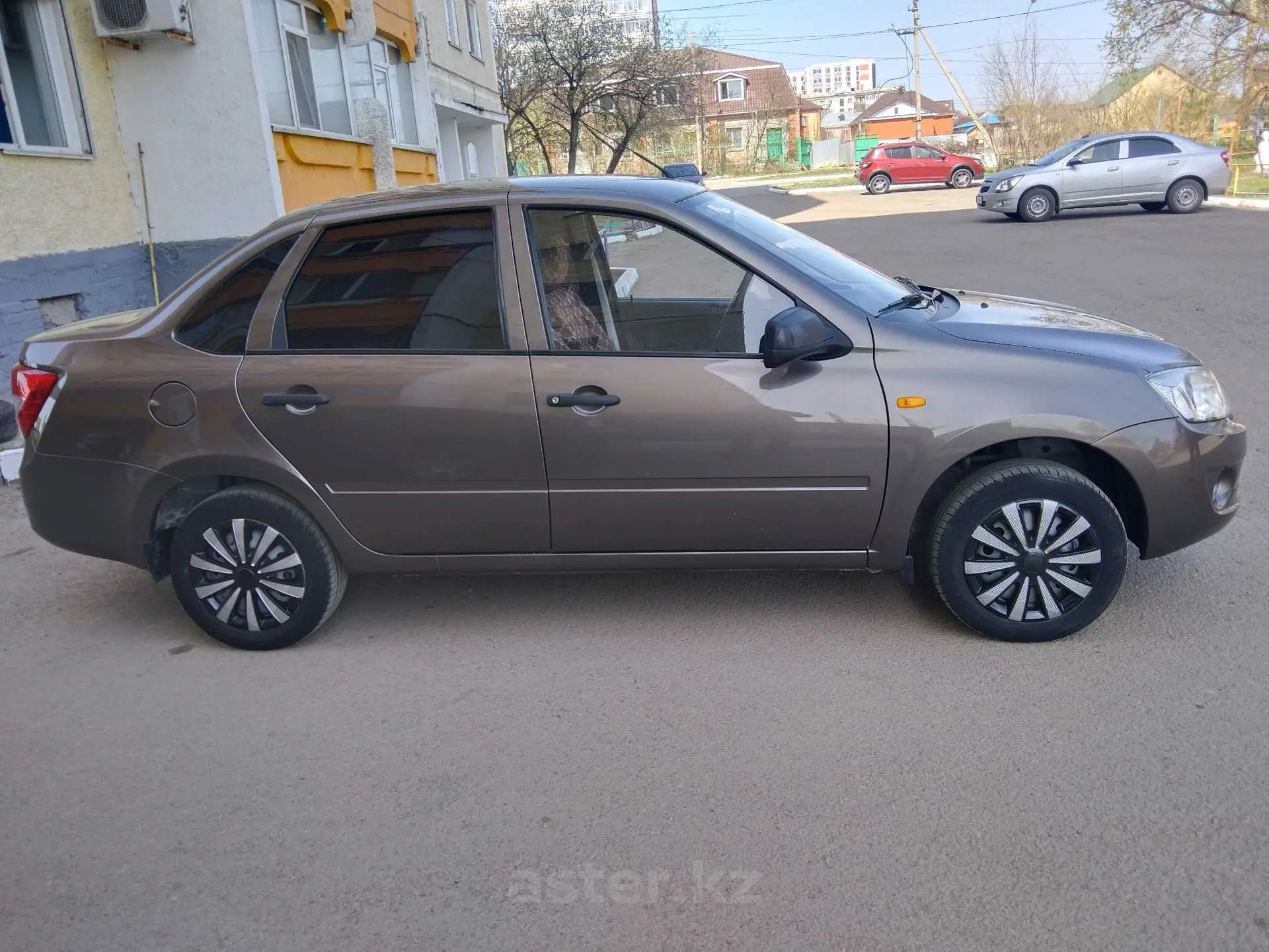 LADA (ВАЗ) Granta 2013