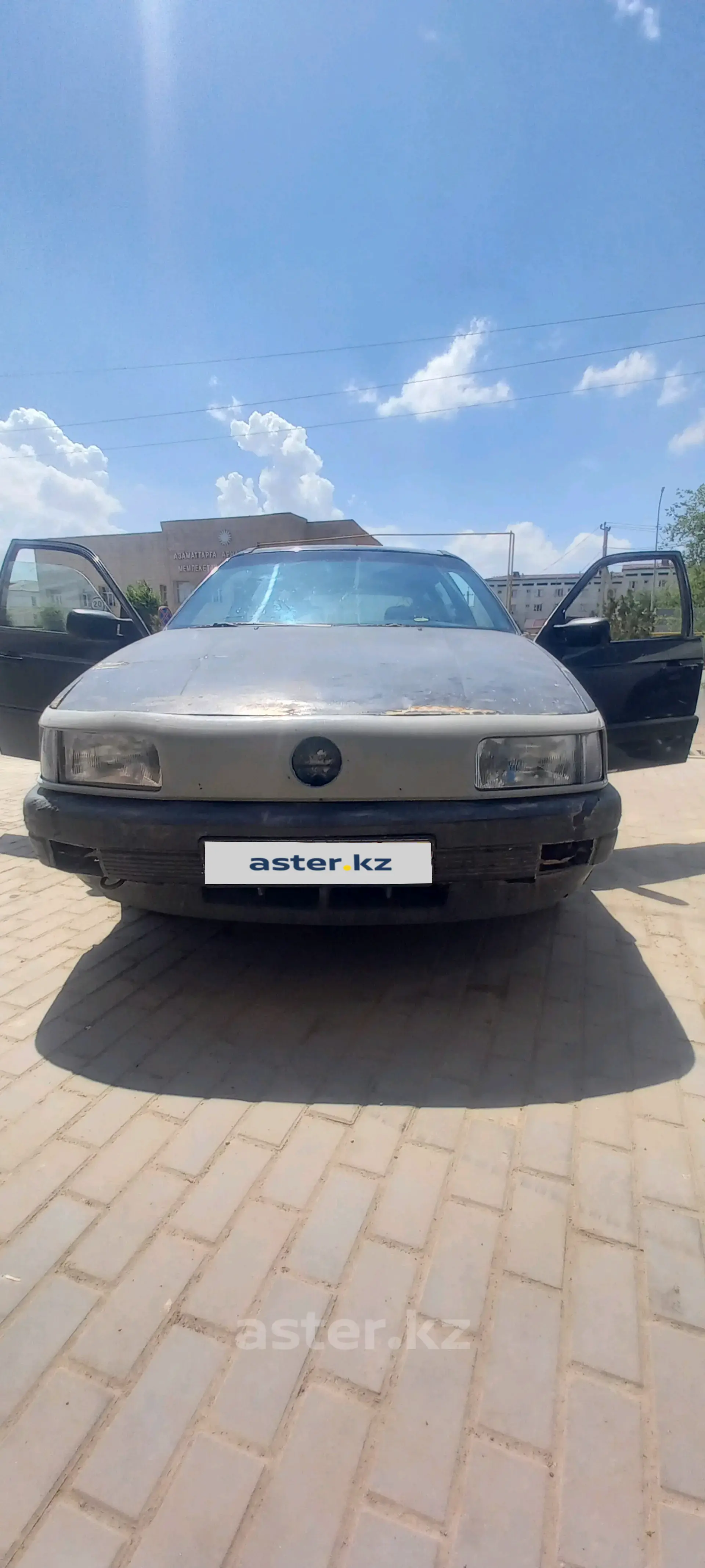 Volkswagen Passat 1990