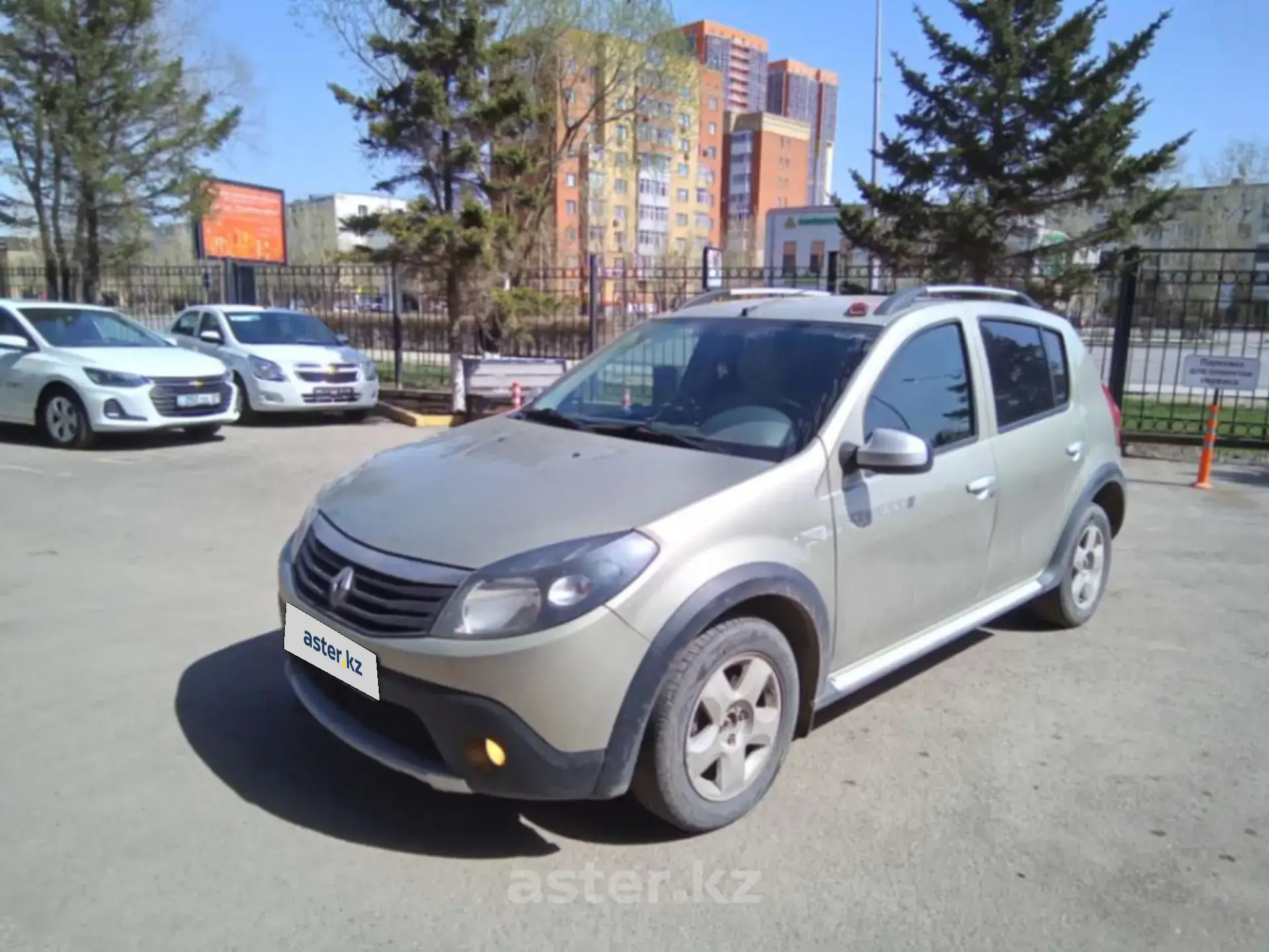 Renault Sandero 2014