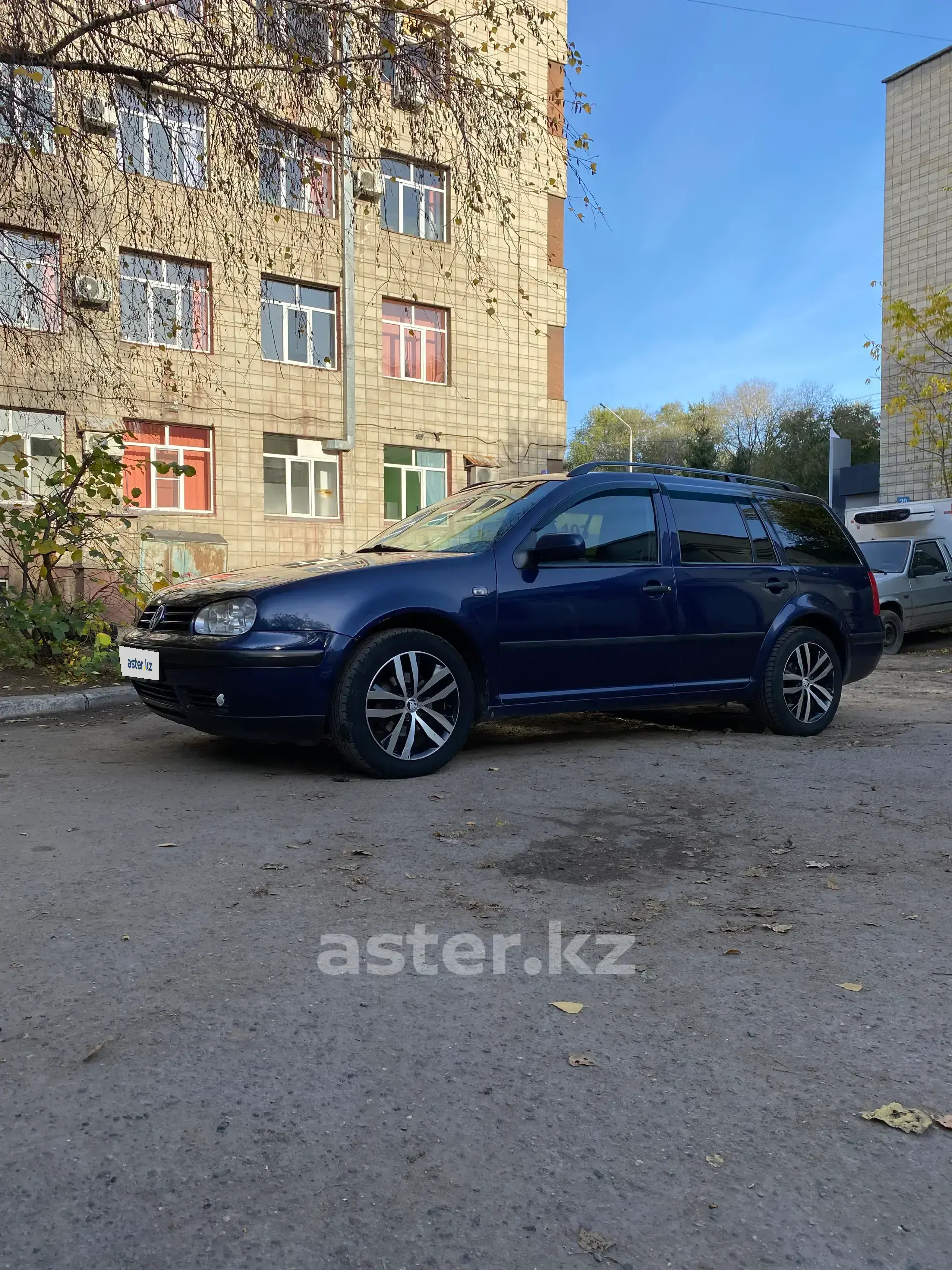 Volkswagen Golf 2000