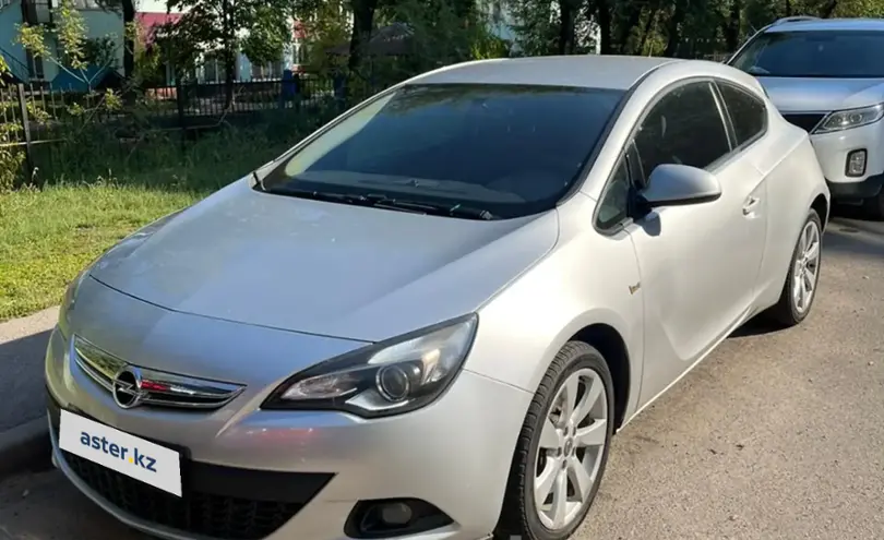 Opel Astra 2012 года за 5 000 000 тг. в Алматы