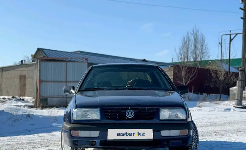 Volkswagen Vento 1996 года за 1 100 000 тг. в Уральск