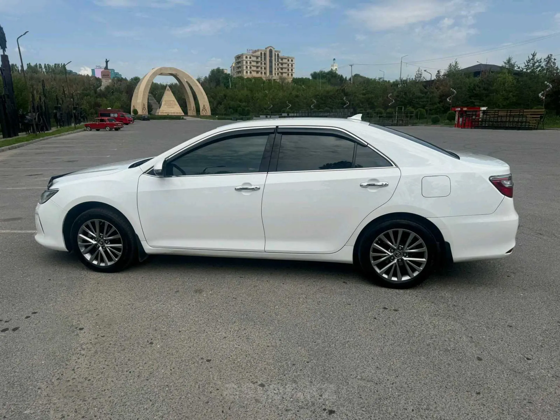 Toyota Camry 2018