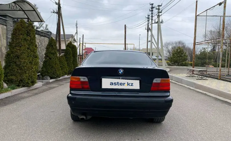 BMW 3 серии 1995 года за 1 600 000 тг. в Алматы