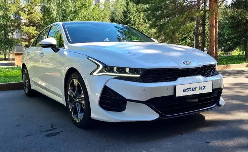 Kia K5 2020 года за 14 900 000 тг. в Павлодар