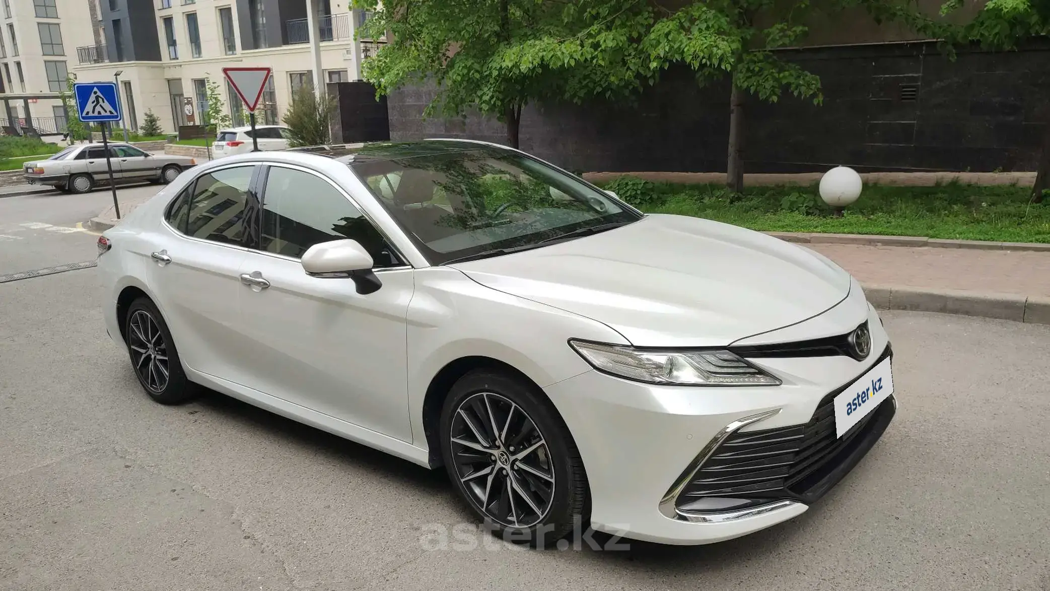 Toyota Camry 2022