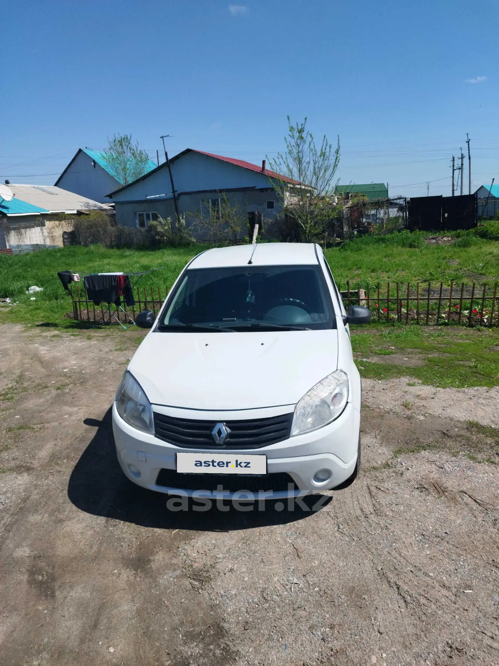 Renault Sandero 2012