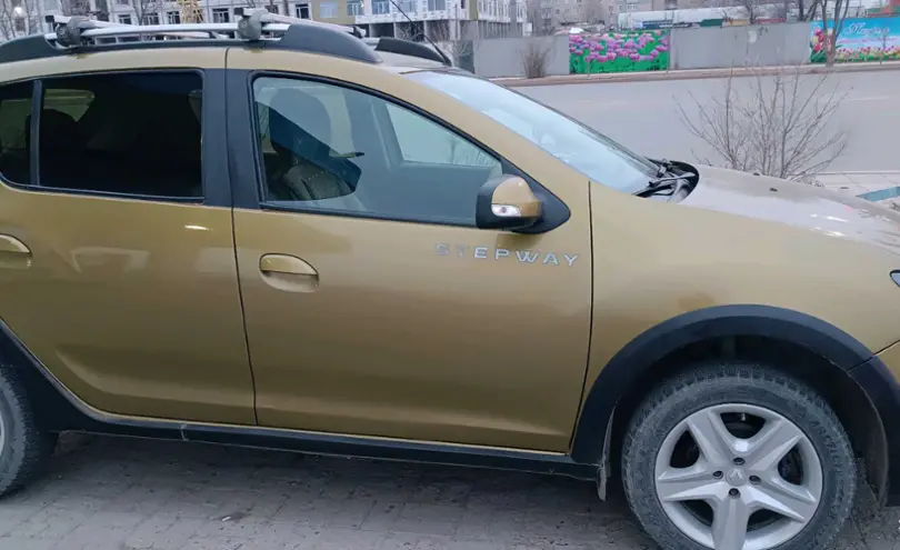 Renault Sandero 2015 года за 4 800 000 тг. в Атырауская область фото 2
