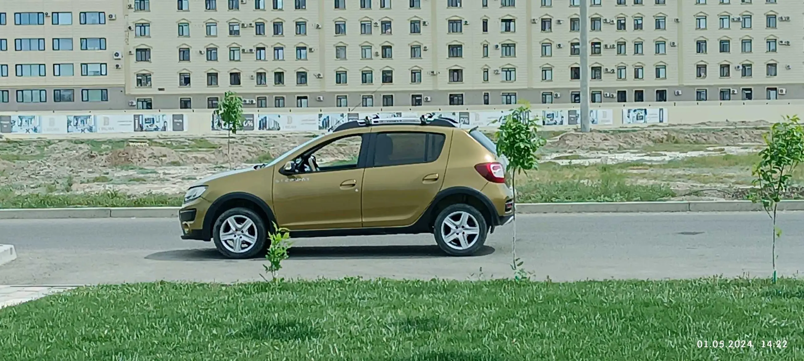 Renault Sandero 2015