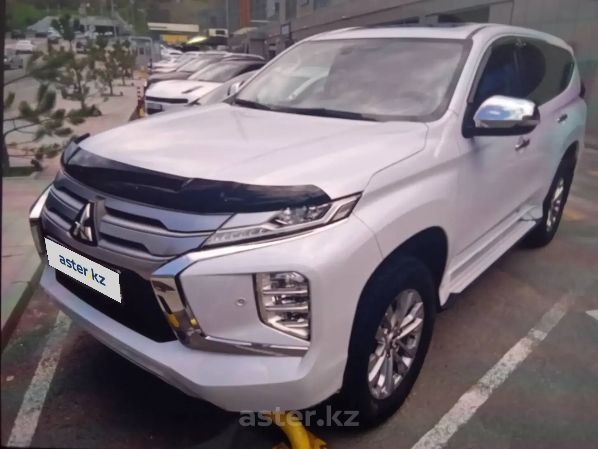 Mitsubishi Pajero Sport 2020