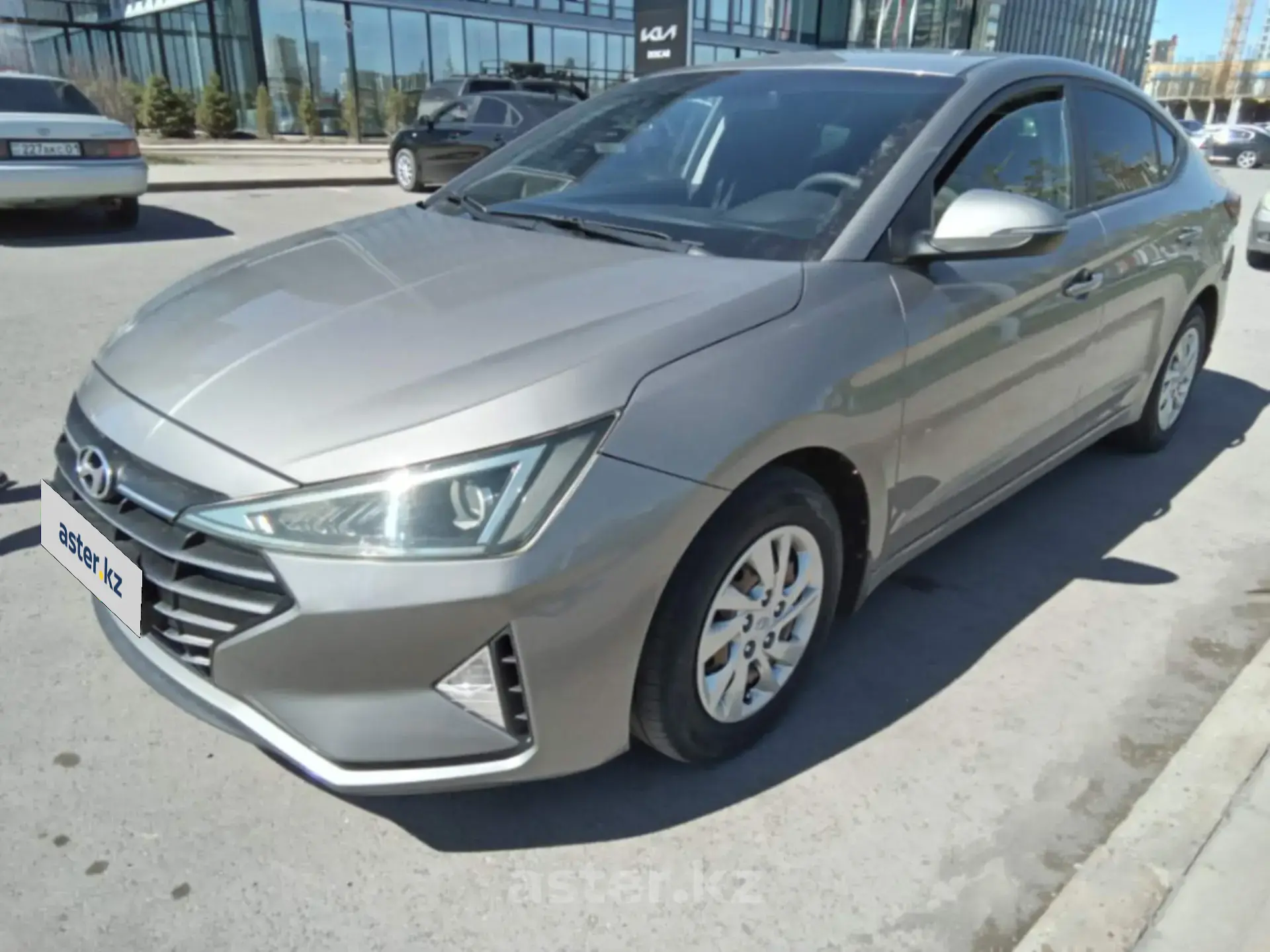 Hyundai Elantra 2019