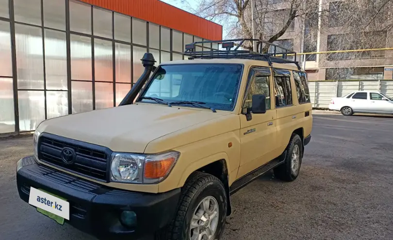 Toyota Land Cruiser 2013 года за 16 000 000 тг. в Алматы