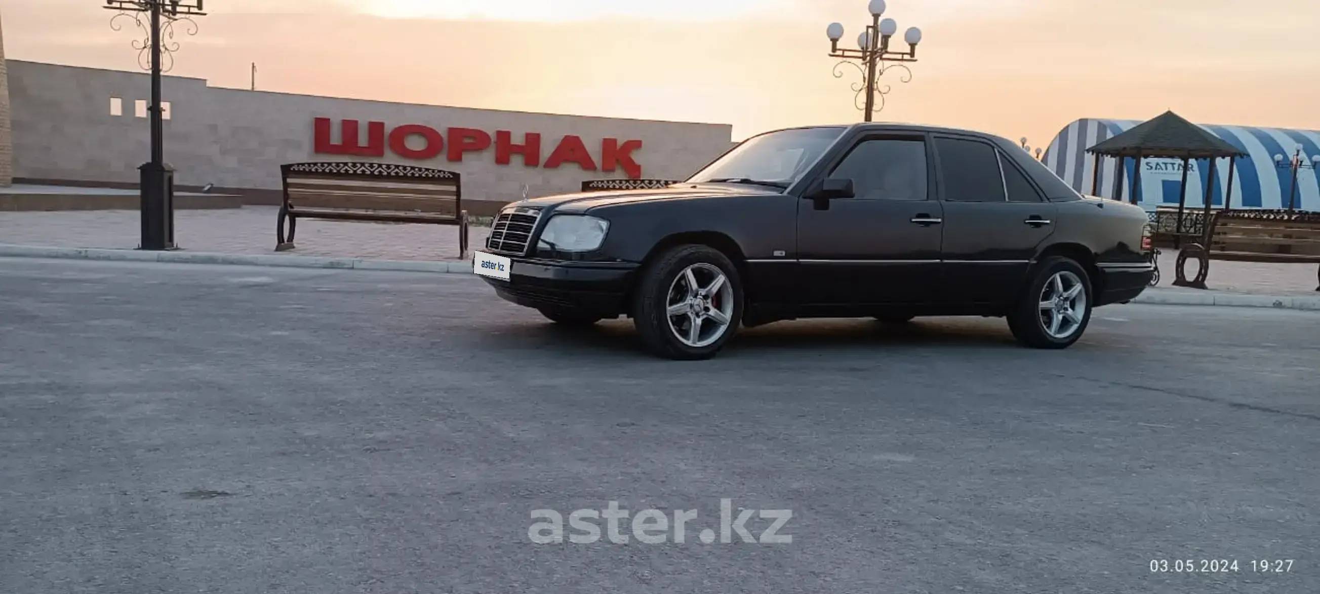 Mercedes-Benz E-Класс 1993