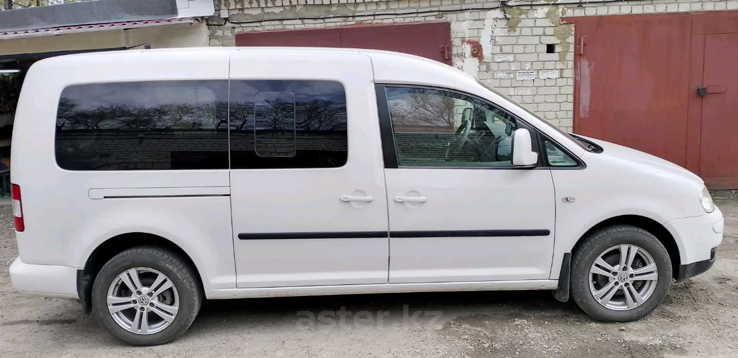 Volkswagen Caddy 2009