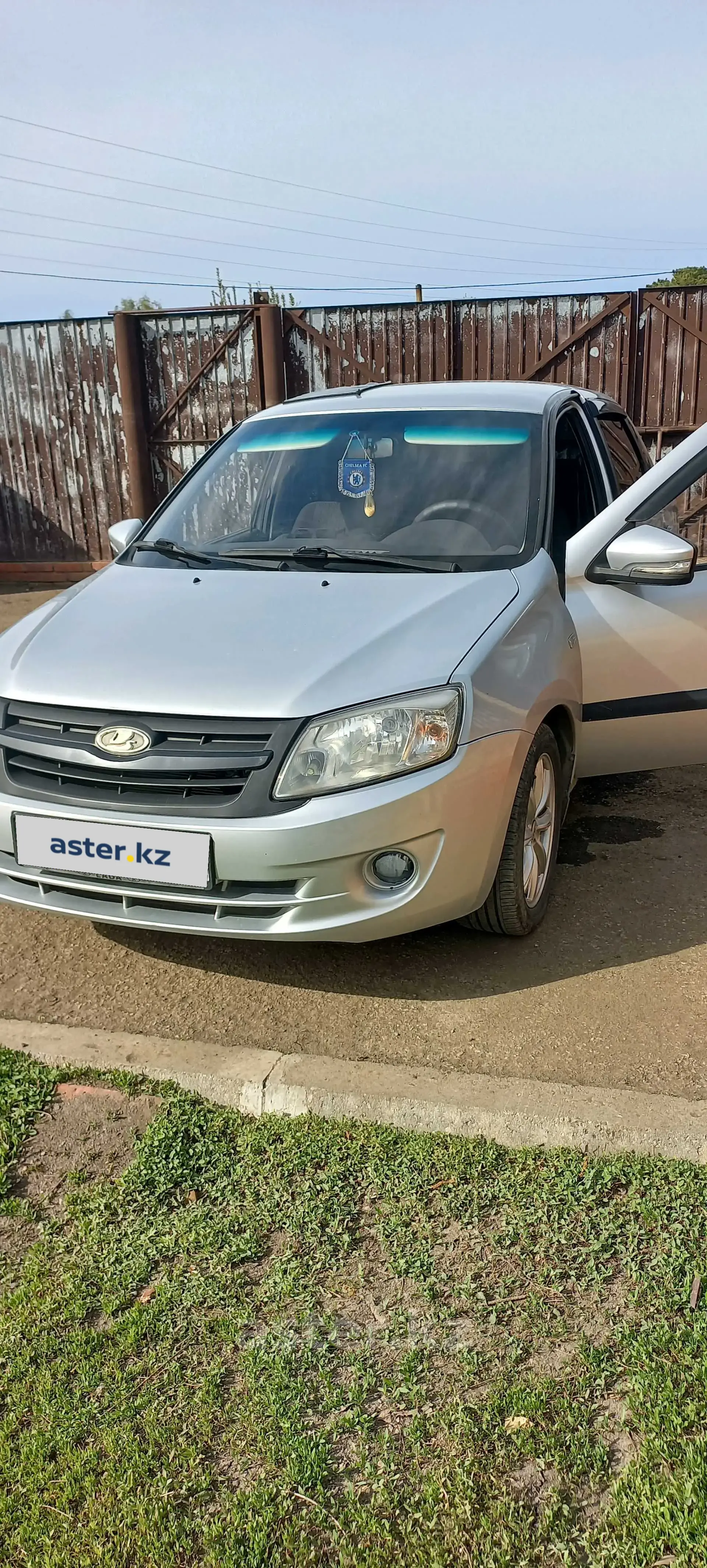 LADA (ВАЗ) Granta 2012