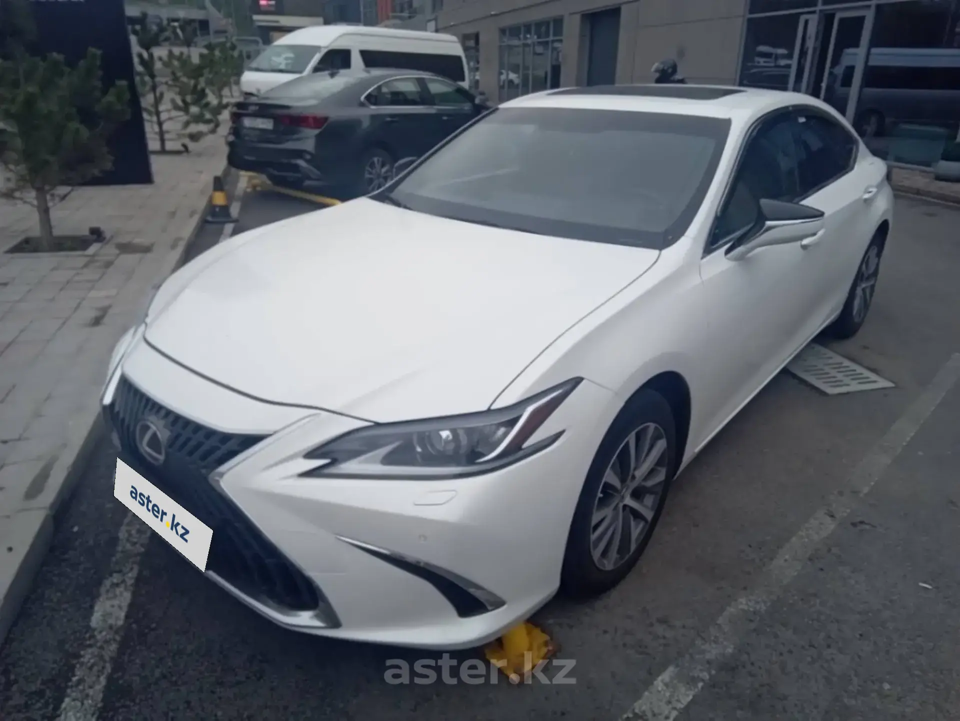 Lexus ES 2018