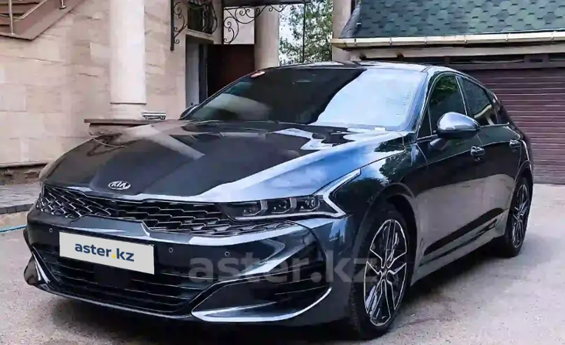 Kia K5 2021 года за 14 500 000 тг. в Алматы