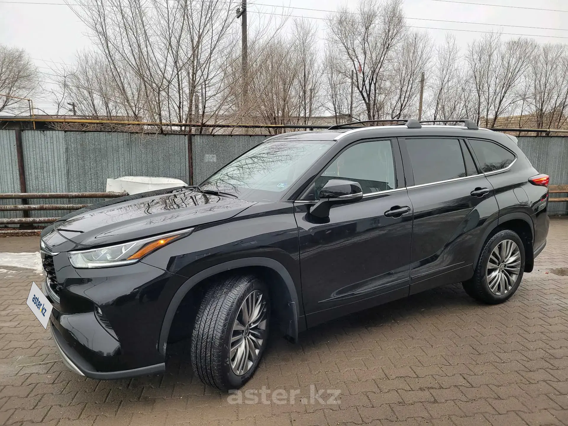 Toyota Highlander 2021