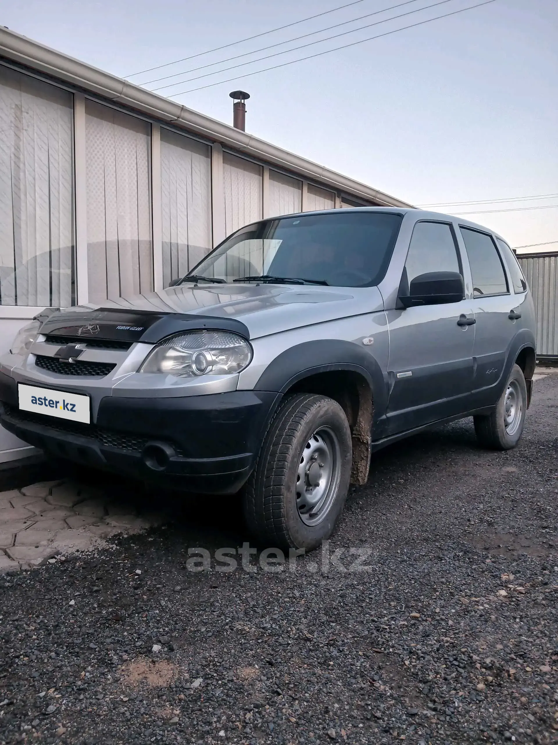 Chevrolet Niva 2012