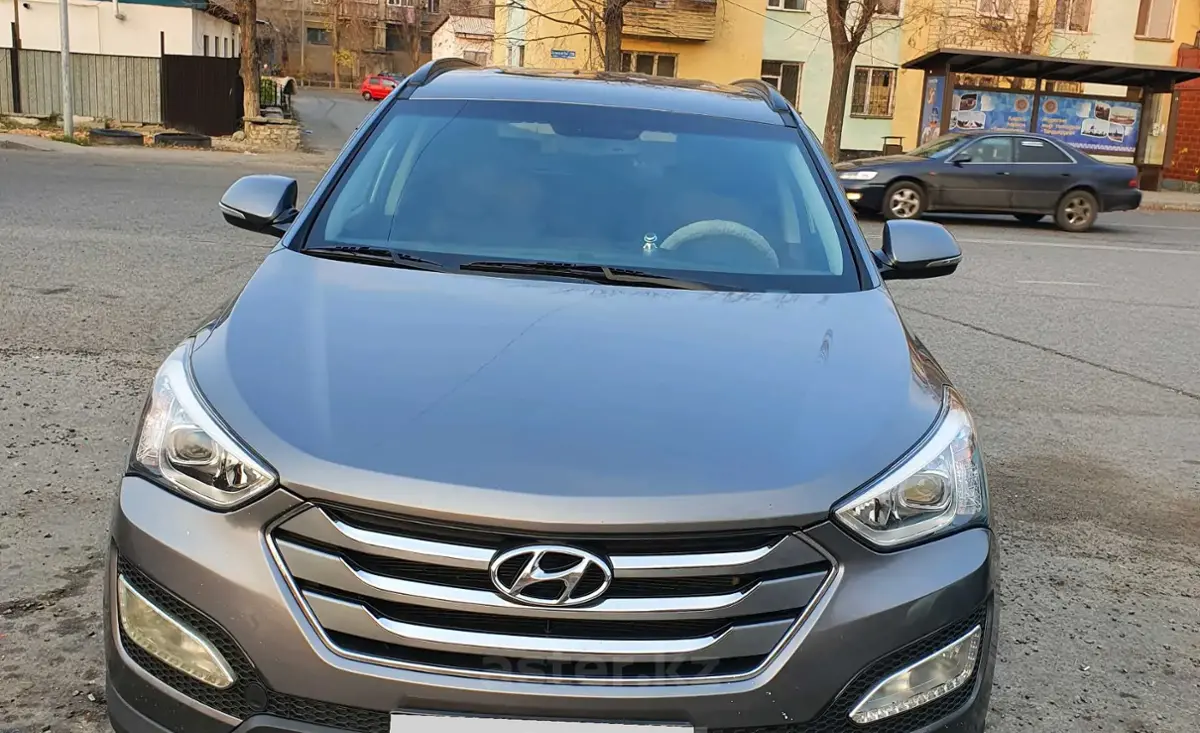 Купить Hyundai Santa Fe 2014 года в Талдыкоргане, цена 10100000 тенге.  Продажа Hyundai Santa Fe в Талдыкоргане - Aster.kz. №c1055590