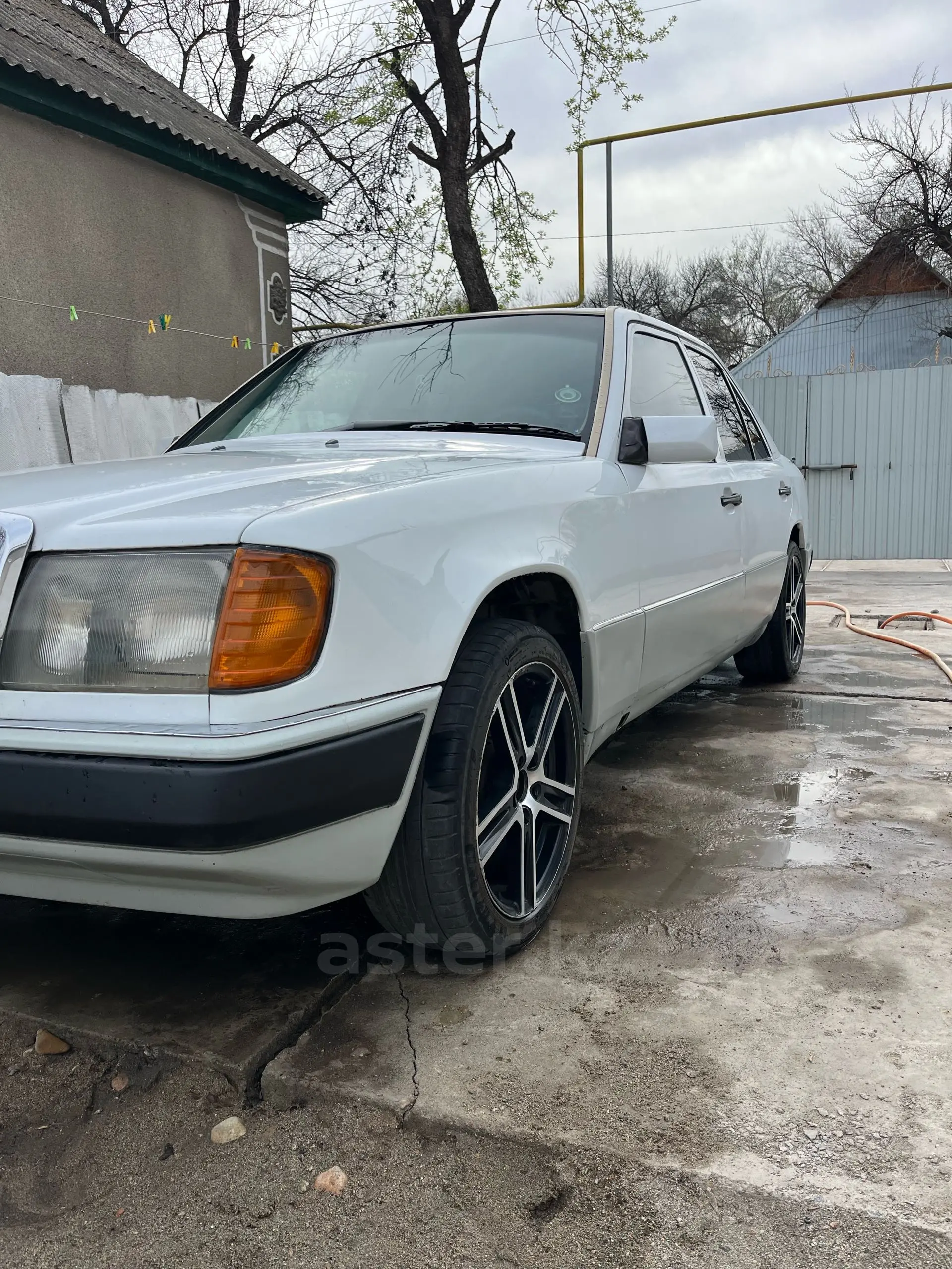 Mercedes-Benz W124 1992