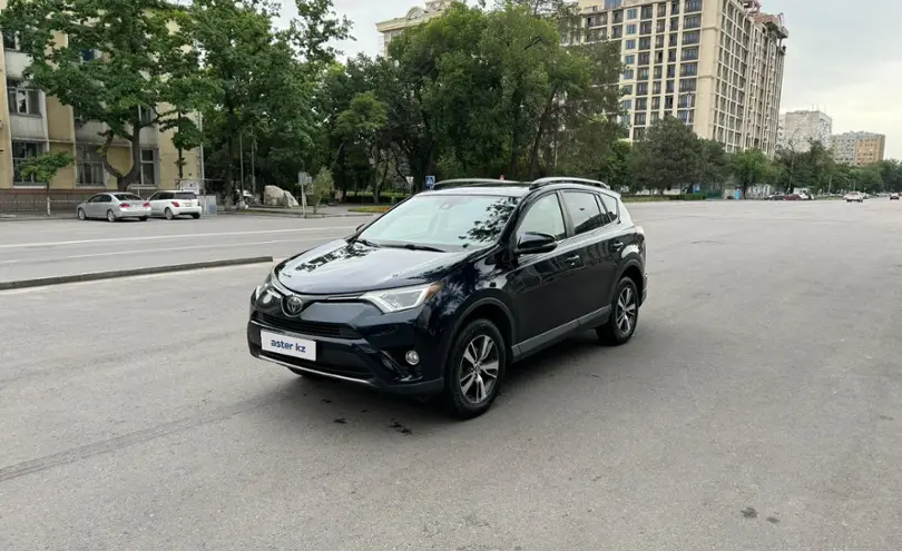 Toyota RAV4 2018 года за 10 000 000 тг. в Шымкент