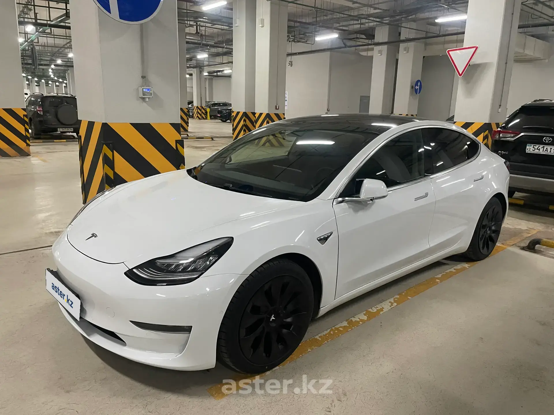 Tesla Model 3 2020