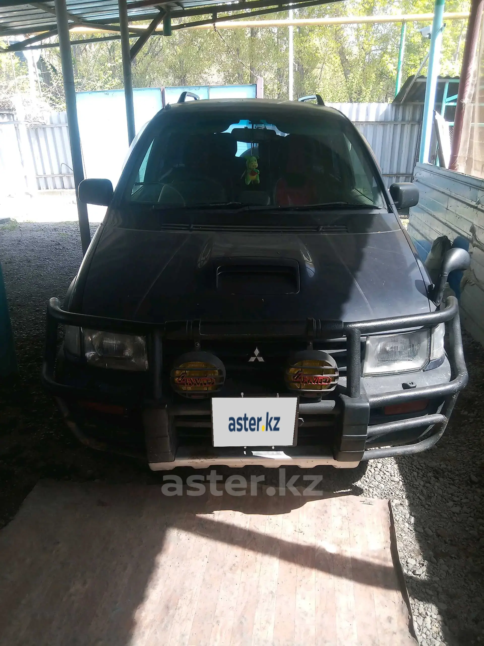 Mitsubishi RVR 1995