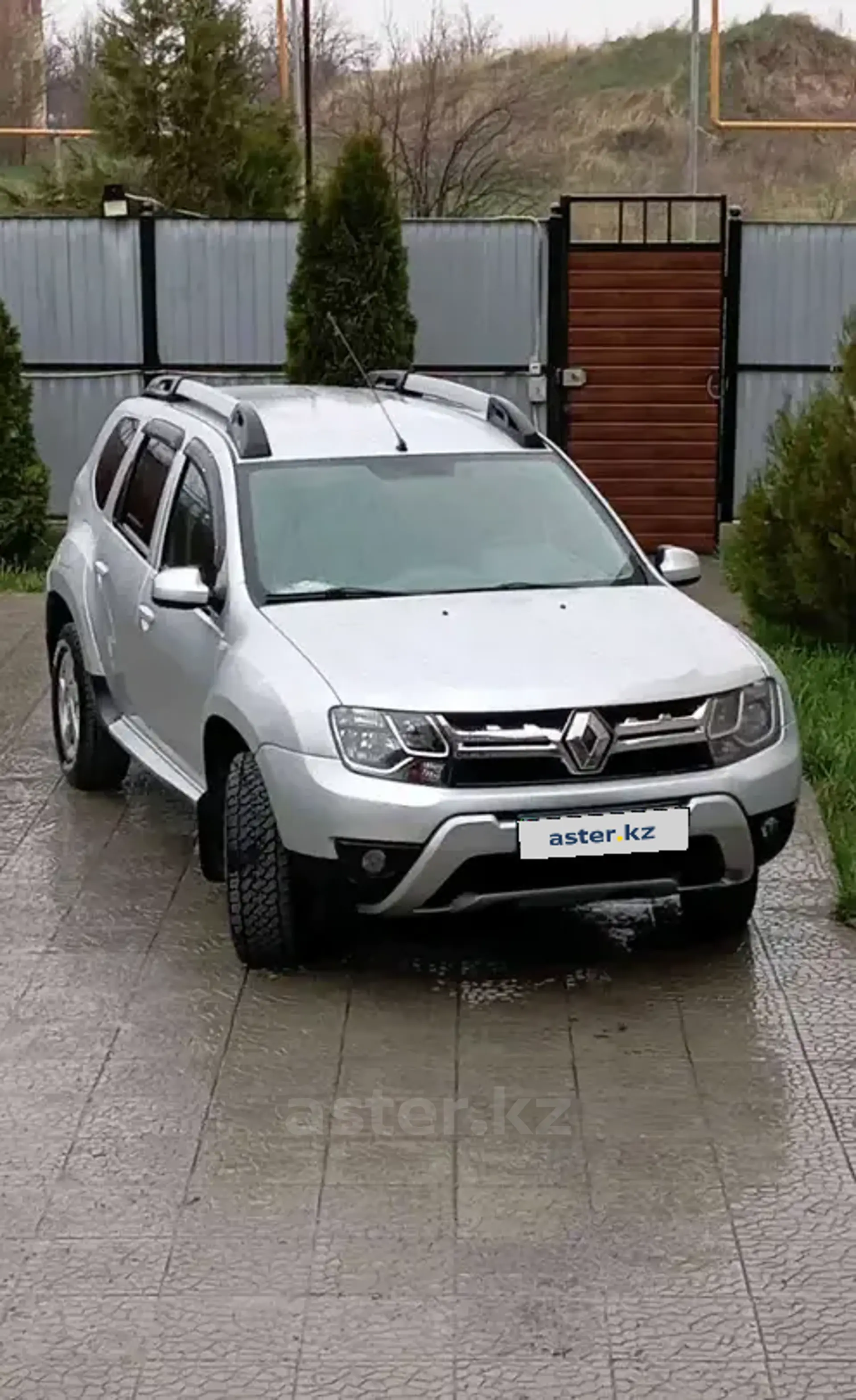 Купить б/у Renault Duster в Костанае. Покупка, продажа Renault Duster с  пробегом, цены - Aster.kz