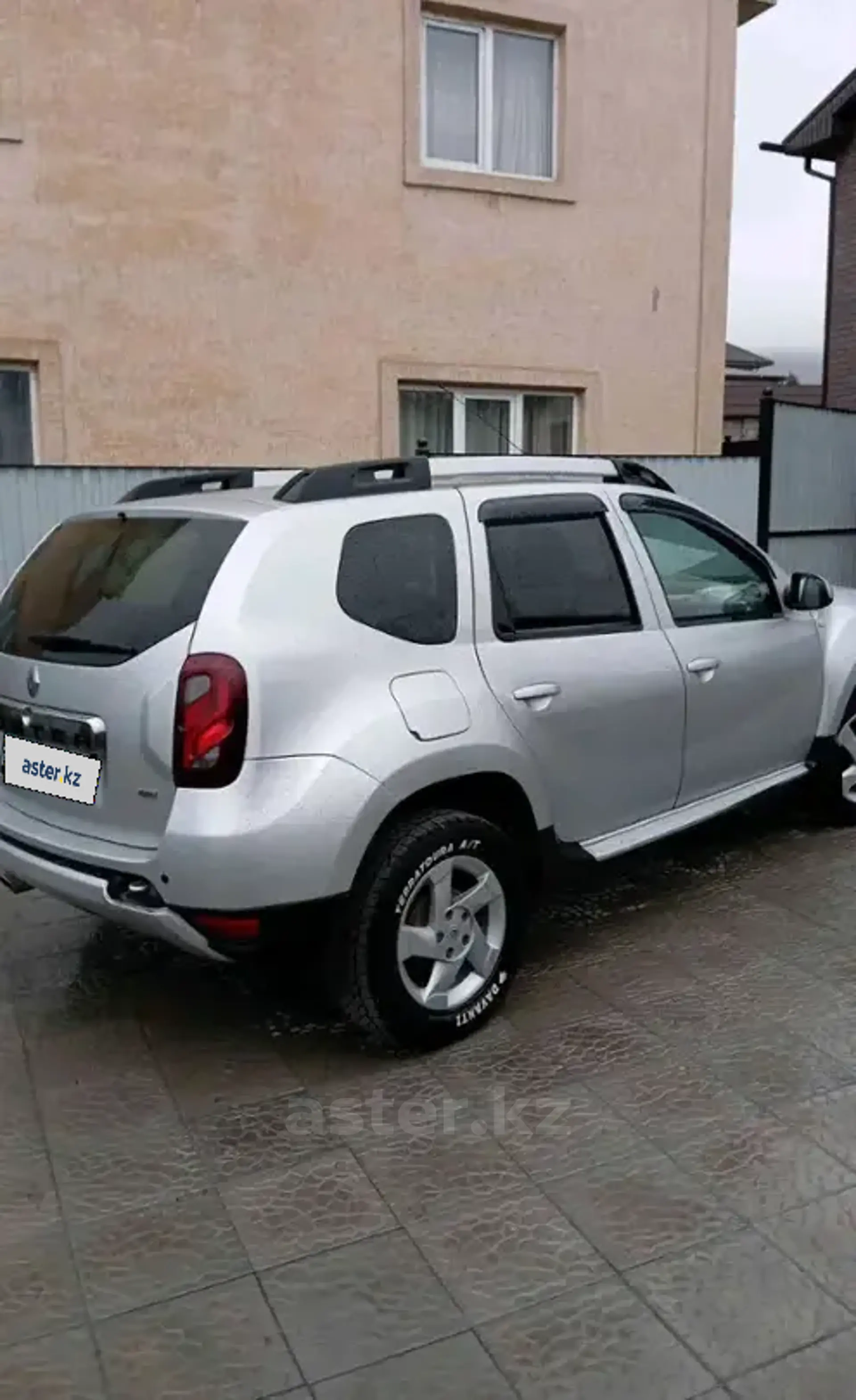 Купить б/у Renault Duster в Костанае. Покупка, продажа Renault Duster с  пробегом, цены - Aster.kz