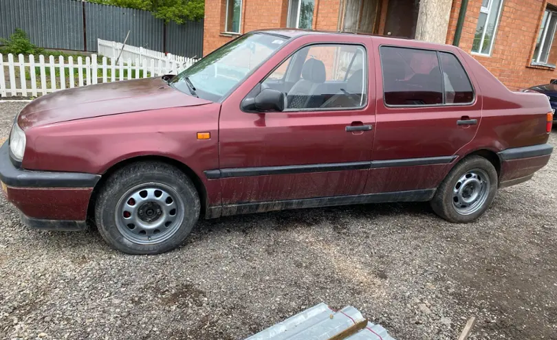 Volkswagen Vento 1993 года за 1 100 000 тг. в Астана