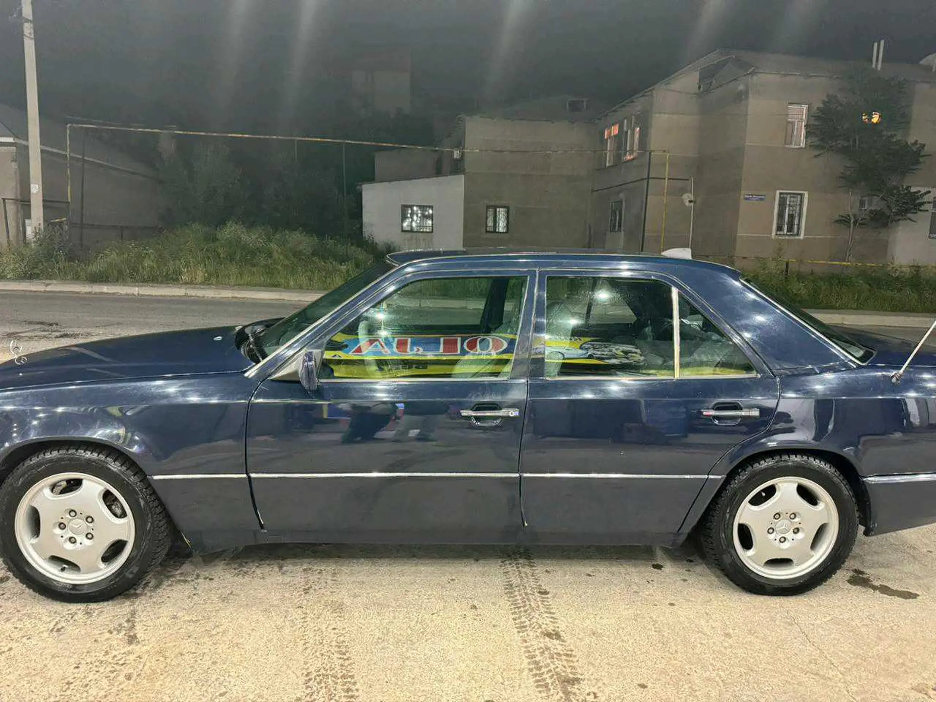 Mercedes-Benz W124 1991