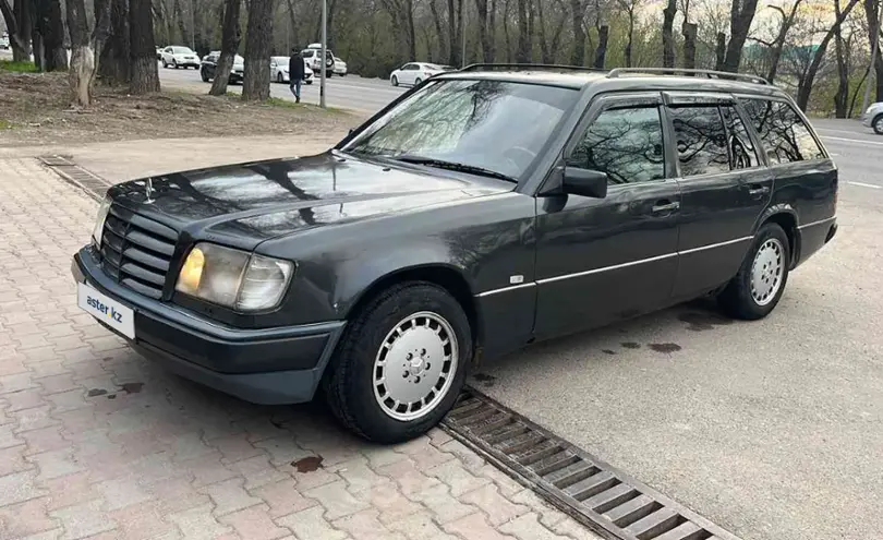 Mercedes-Benz E-Класс 1995 года за 1 700 000 тг. в Алматы