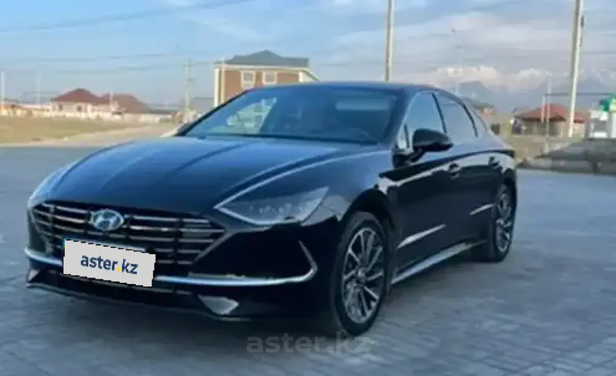 Hyundai Sonata 2020 года за 13 000 000 тг. в Алматы