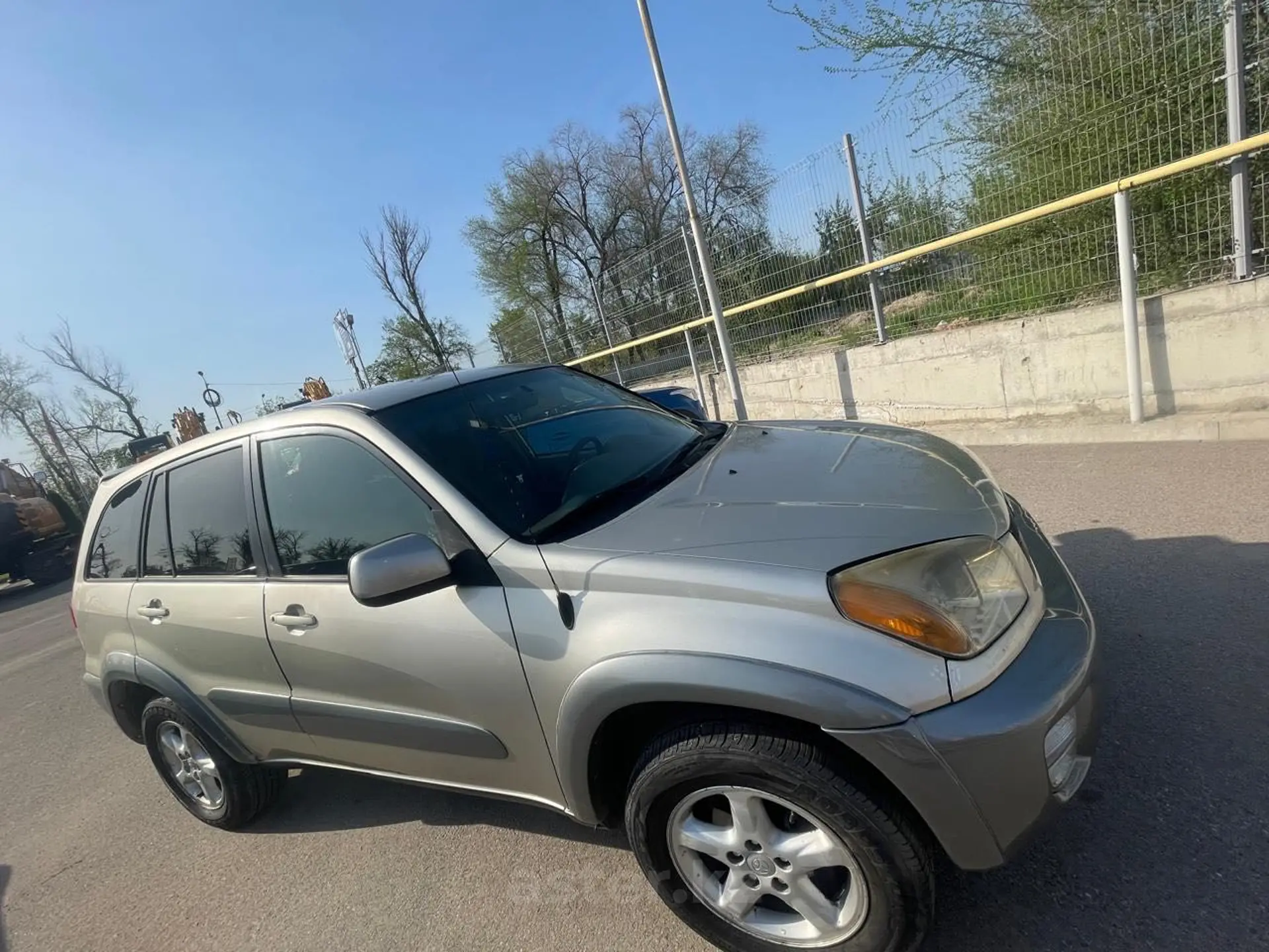 Toyota RAV4 2001