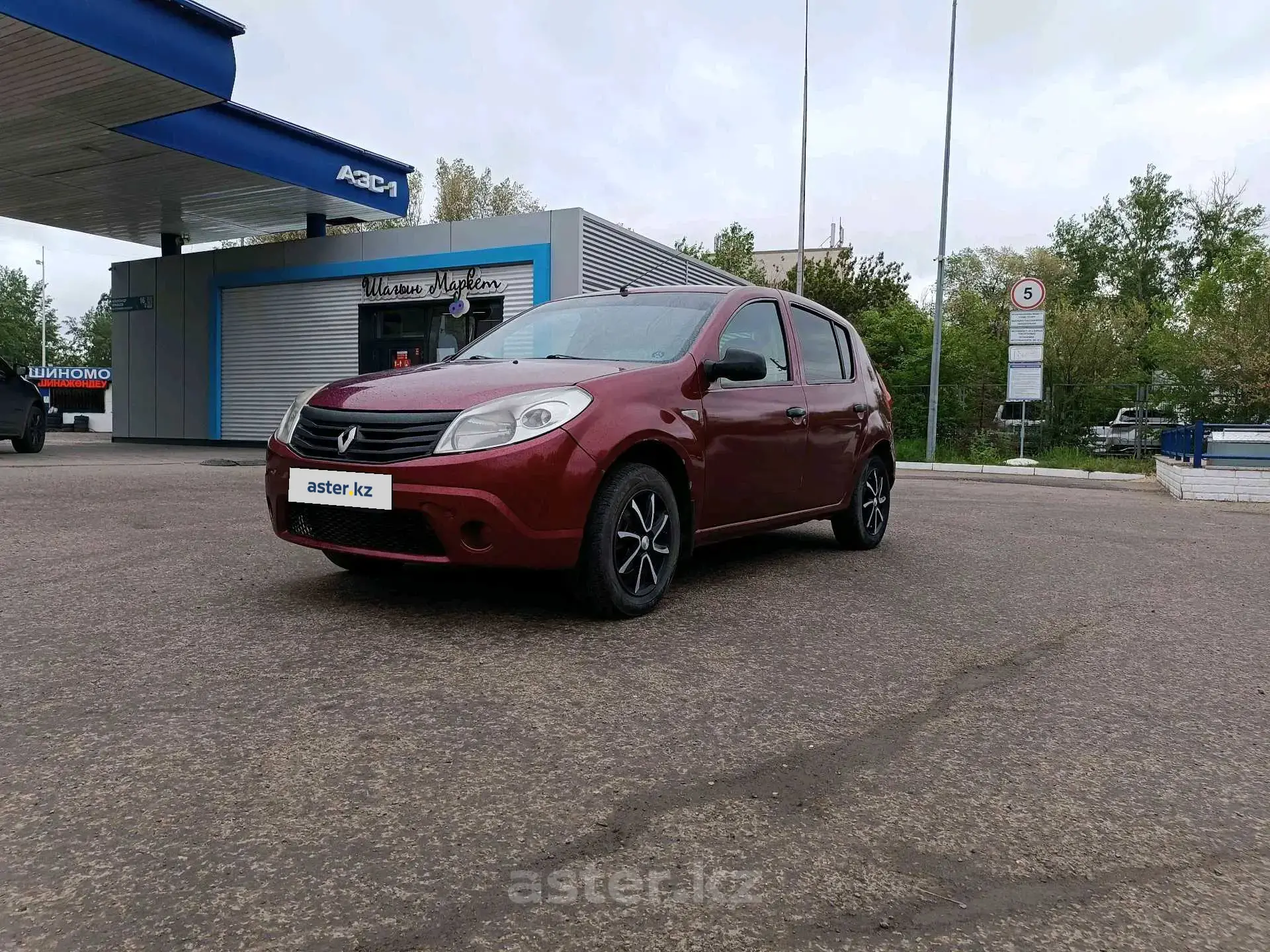 Renault Sandero 2014